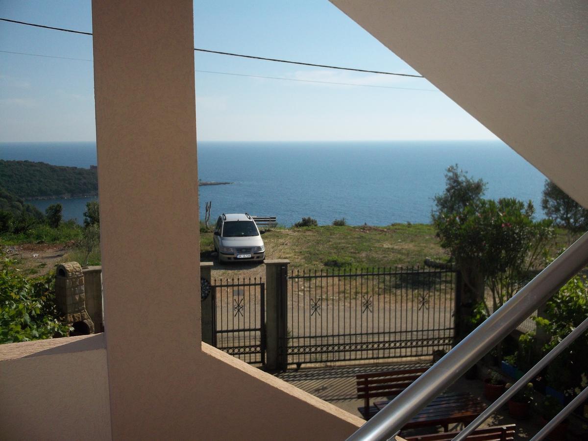 Apartments Safija Dobra Voda Kültér fotó